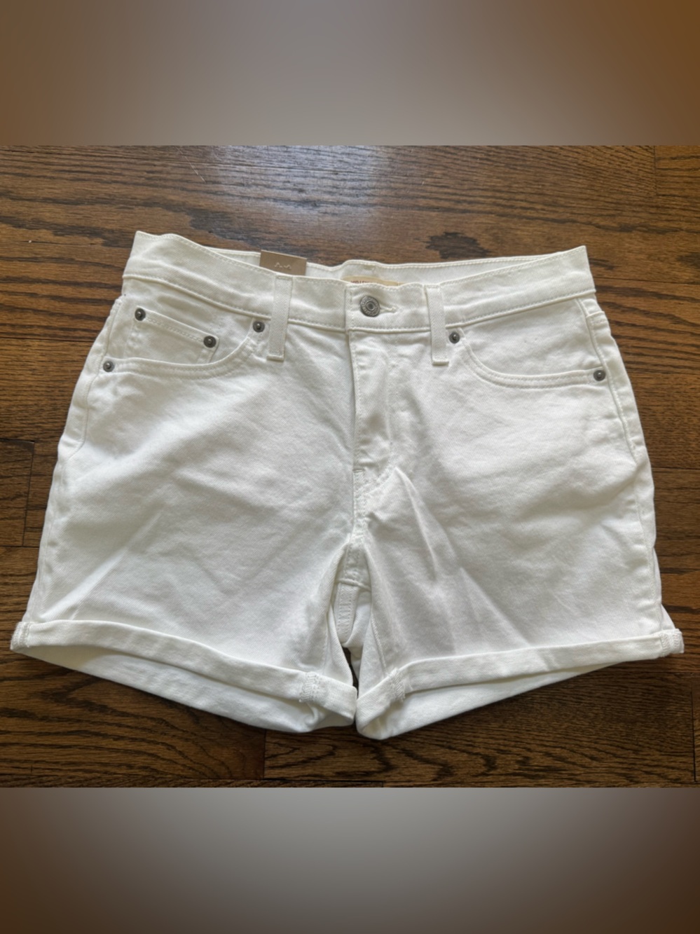Levi’s Mid Length White Denim Shorts W29 NWT High Rise Clean Classic